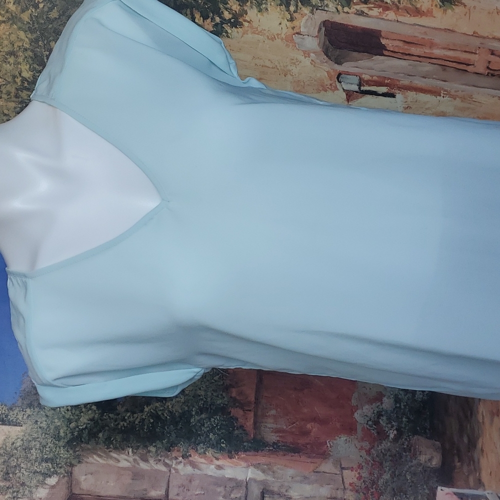 Lightweight Blouse - Picture 3 of 4